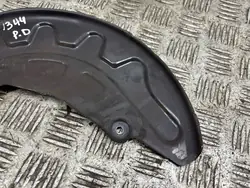 Audi Q3 F3 2019 Framre bromsskivsskydd OEM AMD217694
