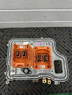 Inversor BMW i3 OEM 7623239 - Pieza usada