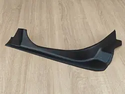 Junta de calha esquerda OEM 9448943 BMW G30 LCI