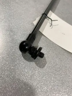 Subaru OE FBZ18427 Kofferbakklepactuator - Gebruikt