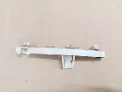 Suporte de para-choque dianteiro esquerdo NISSAN QASHQAI I 2010- OE 62223BR00A