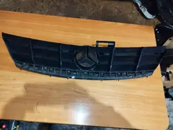 Grille Mercedes OEM 1698800083 pour W169 - Occasion