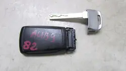 Mando Audi A4 B9 OEM 066/082 - Usado