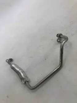 Turbolatauksen voitelulinja OEM A2542036600 Mercedes-Benz