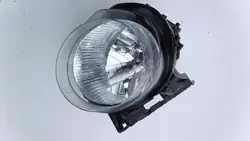 Oikea Etuvalaisin Nissan Juke 10-