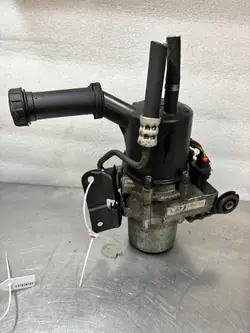 Servostyrningspump Peugeot 307 1.6 HDI