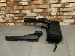 AUDI RS3 8V0 Ilmansuodattimen Kotelo + Imu