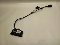 Enchufe USB Mercedes-Benz OEM A1728202826 para Clase E W212