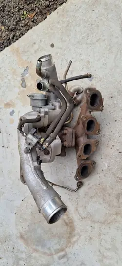 Nissan Juke 1.6 DIG-T Turbo OEM 144111KC1B