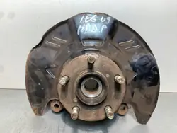 Subaru FBZ24671 Etupyörän keskiö - Käytetty OEM-osa
