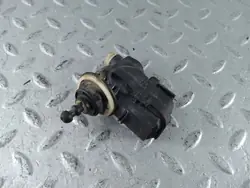 Toyota Corolla Cross strålkastarjusteringsmotor OEM 8566116020
