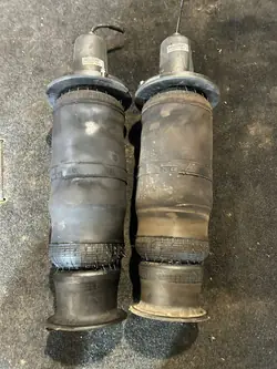 Framhöger luftfjädring OEM E311530013