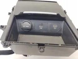 OEM 84675JBB0 Aschenbecher Vorne für KIA Ceed