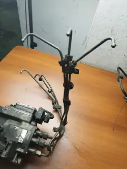 Bomba de inyección Audi 0470506038 059130106K