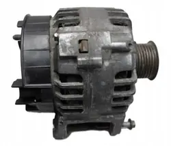 Vaihtovirtageneraattori Renault OE 8200667611