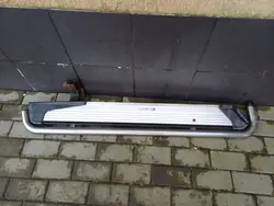 Nissan Patrol Y61 Linker Seitenschritt OEM LUK4725