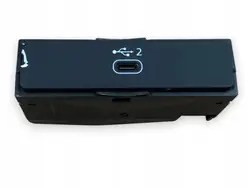 Conector Panel Puerto USB OEM 8W0 035 708 A