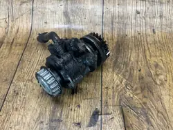 Ohjaustehostinpumppu Touareg I 7L 2.5 TDI T5
