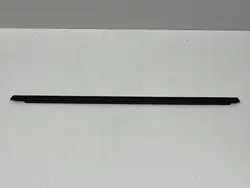 Opel Crossland taka oikea oven tiiviste OEM 39124059