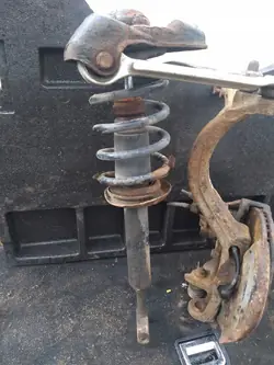 Fram vänster styrknut Audi A6 C5 / A4 B5