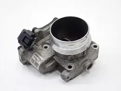 Kaasutinrunkio OEM 161A00161R Nissan Navara NP300:lle