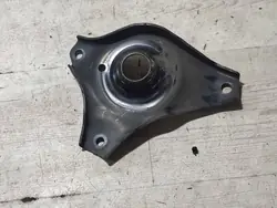 Suporte de longarina traseira esquerda Lexus RC OEM 25072