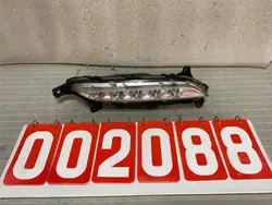 OEM 92208-D7000 oikea LED DRL Hyundai Tucson III:lle