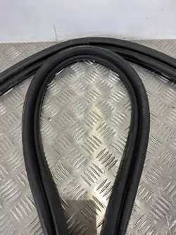 Kofferraumdichtung Jeep Compass OEM FOB26807 - Gebraucht