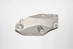 BMW moottorin vasen tuki OEM 6861401 X3 F25 2.0L