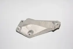 BMW moottorin vasen tuki OEM 6861401 X3 F25 2.0L
