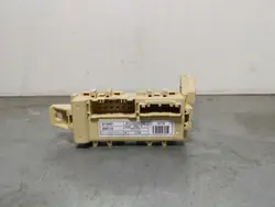 Hyundai Santa Fe 2017 Ohjaimet OEM FBZ15508