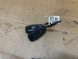 Llave Ford OEM K1BT-15K601-AE para Fiesta MK8