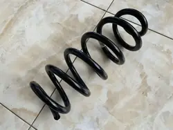 Mola dianteira Audi Q7 OEM 4M0411105AM - Usado