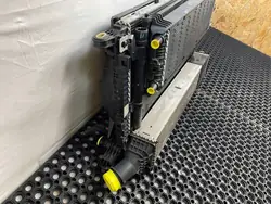 KOMPLET CHŁODNIC CHŁODNICE WENTYLATOR AUDI Q3 II 83A 2.0 HYBRYDA LIFT 2021-