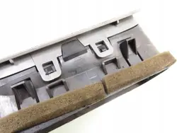 Grelha de ventilação esquerda OEM 687615Z00 para Nissan Quest