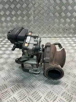 Turbo BMW 5 TOURING (F11) 3.0L diesel 2015 7823202