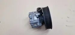 Bomba da direção assistida Renault Trafic II 2.0 DCI OEM 7613955611