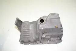 BMW Öljypärä OEM 7803071 E60 E61 N47 moottoriin