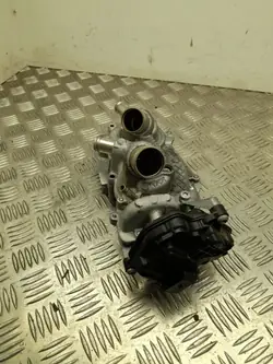 Pompe à eau OEM 05E121117G pour Volkswagen Touran