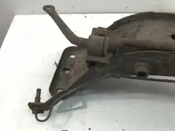Poutre suspension arrière Mazda 626 III OEM AK-12-57718