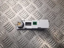 Dispositif USB Land Rover OEM FW93-19E110-CA
