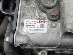 Convertidor Toyota G9200-52030 para Yaris III Híbrido