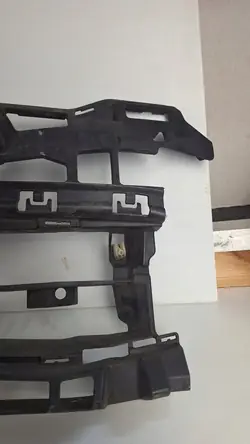 BMW 5 G30 G31 Stoßstangenhalterung 7385346