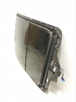 Maserati Levante Zonnedak OEM 06700753880 - Compleet