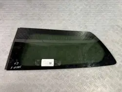 UTO22252 OEM Takaosanakilpi Chrysler Pacifica