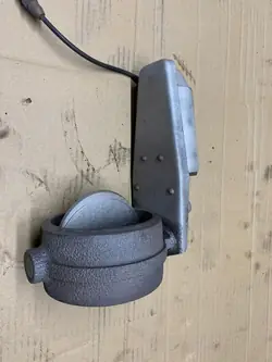 Bergsbroms med ställdon för MAN F2000