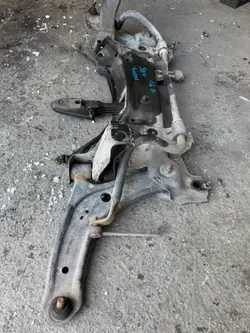 Voorste draagarmen set OEM SANKI-WAHCZE-PRZÓD-S-CROSS-LIFT