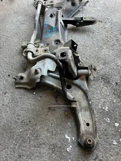 Vordere Querlenker-Set OEM SANKI-WAHCZE-PRZÓD-S-CROSS-LIFT