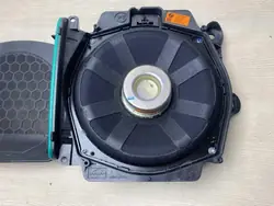 BMW 3 2021 lågtonshögtalare höger OEM 2622862