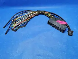 Conector OEM 5K0971636 para Amplificador Bose Audi A6 C7